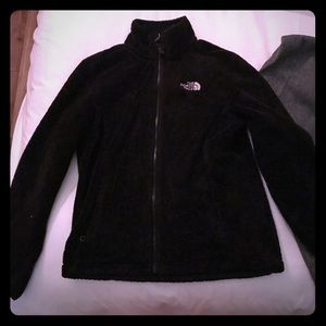 The north face black fuzzy jacket